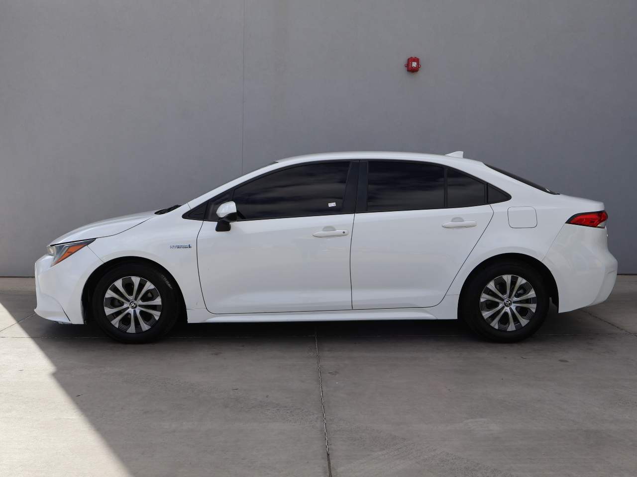 2020 Toyota Corolla Hybrid LE