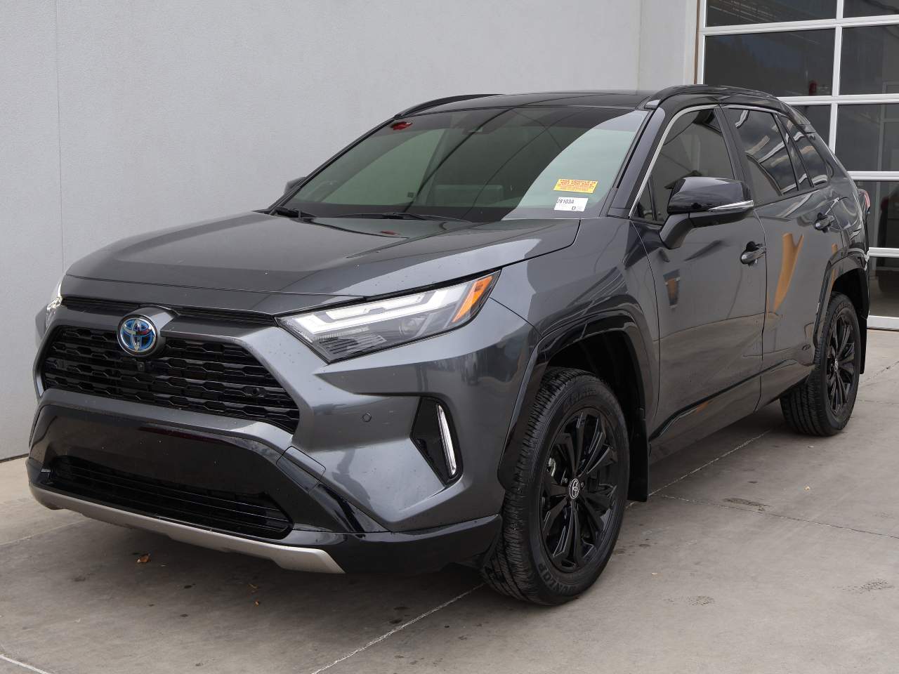 2024 Toyota RAV4 Hybrid XSE