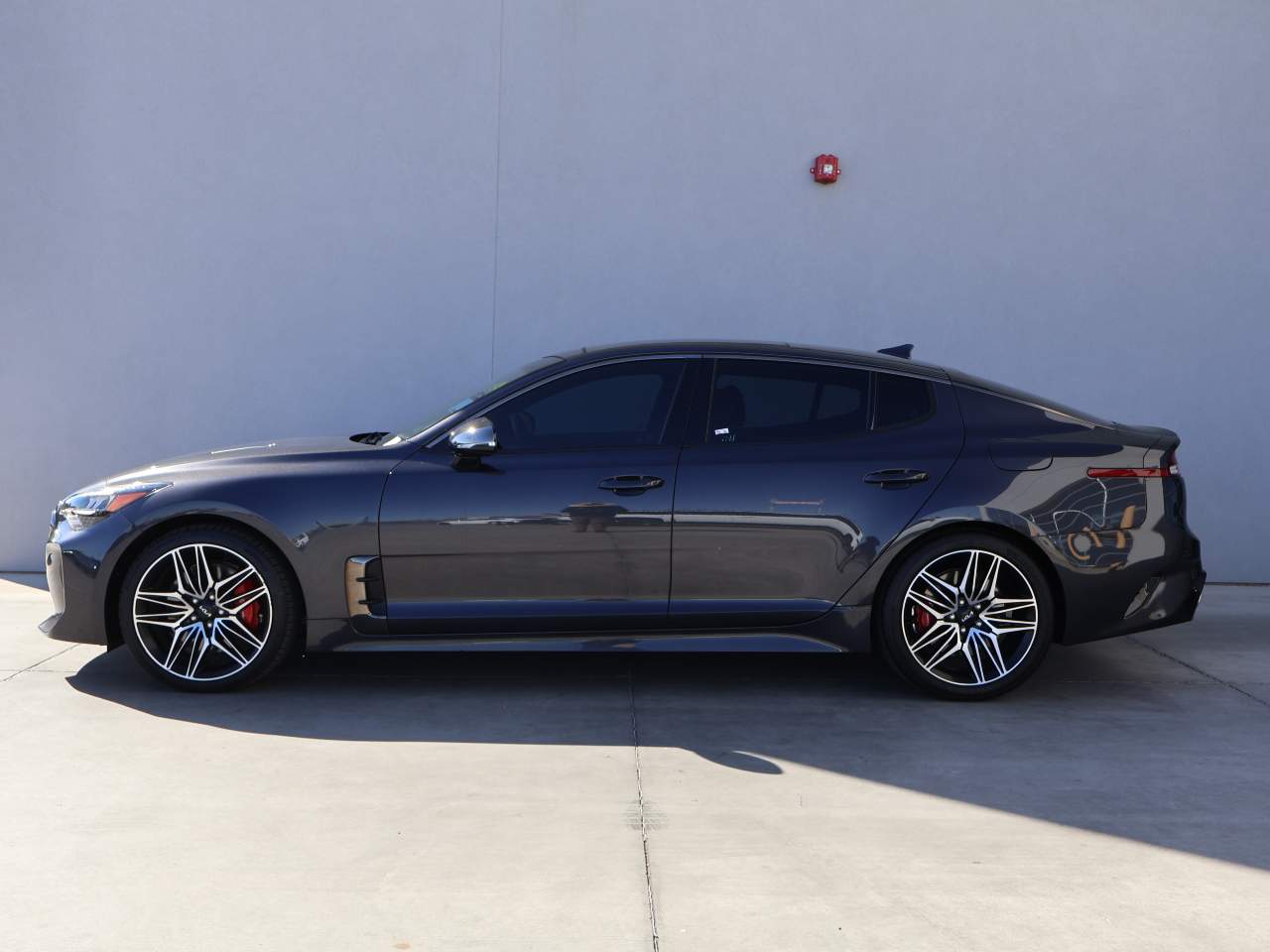 2022 Kia Stinger GT1