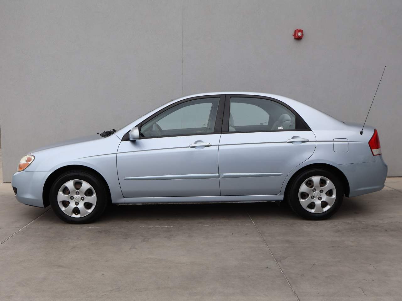 Used 2008 Kia Spectra EX with VIN KNAFE122X85574035 for sale in Yuma, AZ