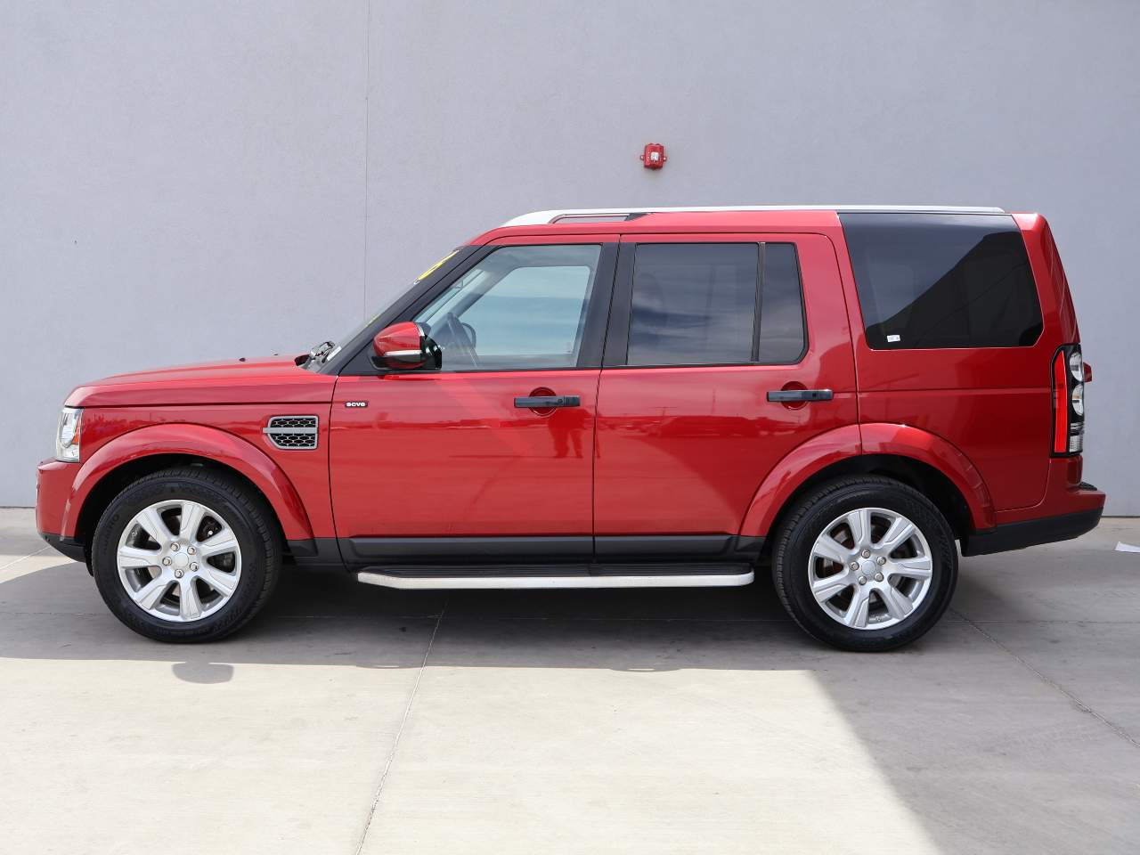 Used 2016 Land Rover LR4 HSE with VIN SALAG2V68GA792663 for sale in Yuma, AZ