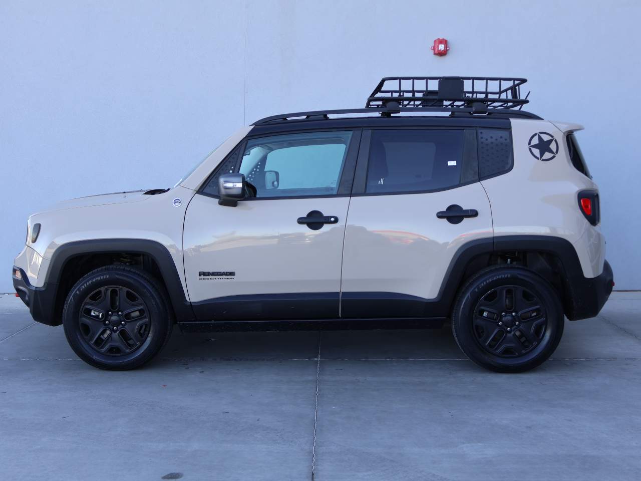 2017 Jeep Renegade Deserthawk