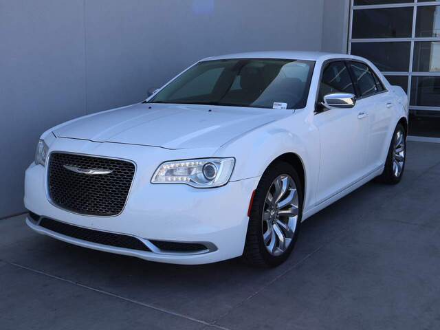 2018 Chrysler 300