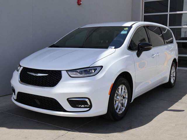 2026 Chrysler Pacifica