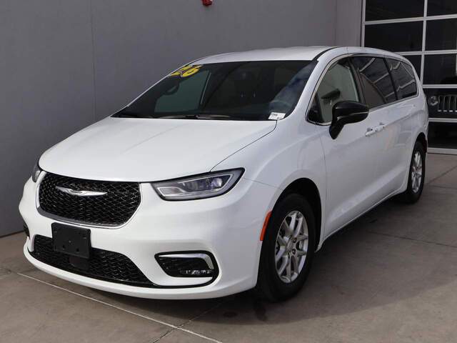 2026 Chrysler Pacifica