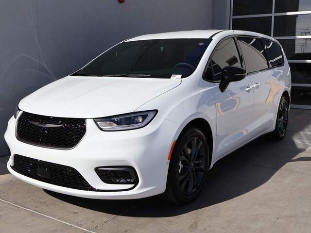 2026 Chrysler Pacifica