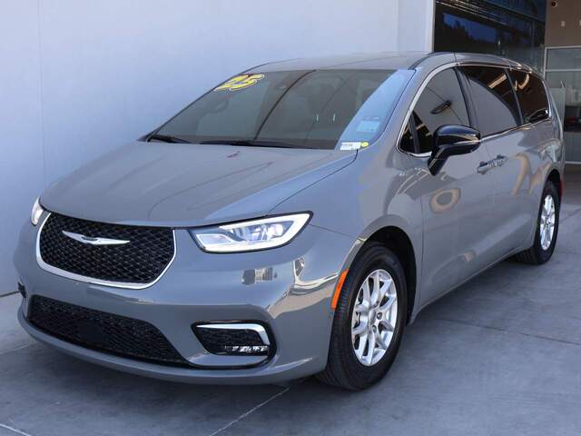 2025 Chrysler Pacifica