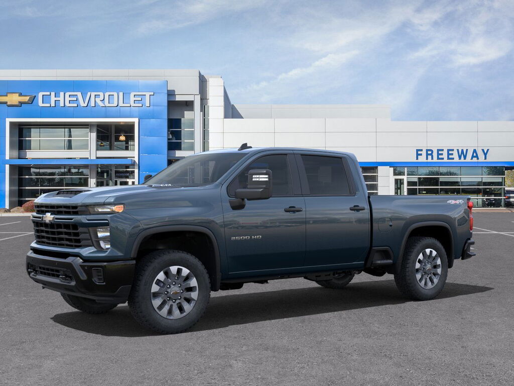 2025 Chevrolet Silverado 2500HD Crew Cab Custom 4WD