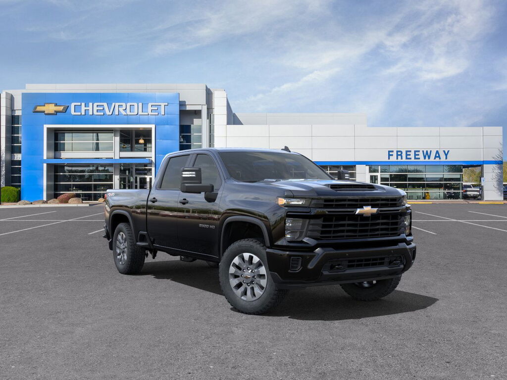 2025 Chevrolet Silverado 2500HD Crew Cab Custom 4WD