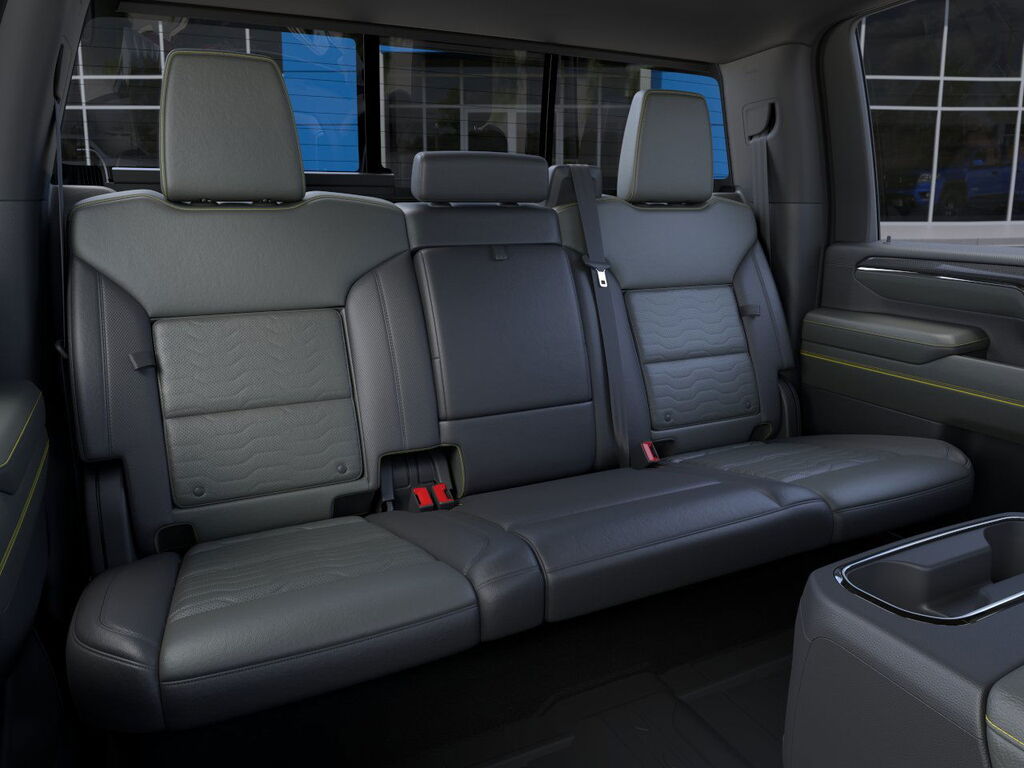 2025 Chevrolet Silverado 2500HD ZR2 - Photo 34