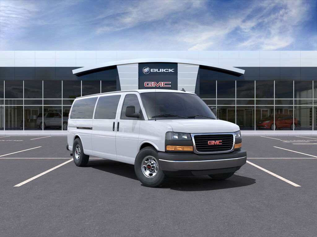 2025 GMC Savana 1LT 3500