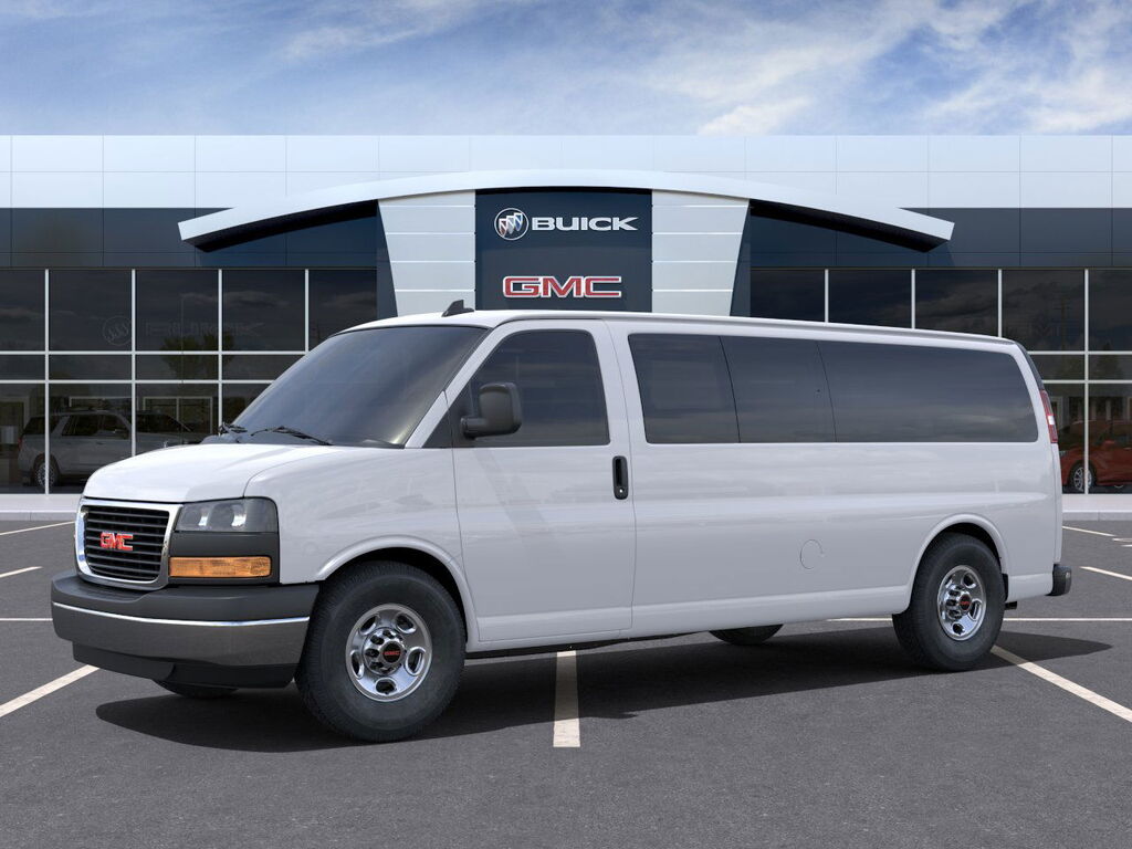 2025 GMC Savana 1LT 3500