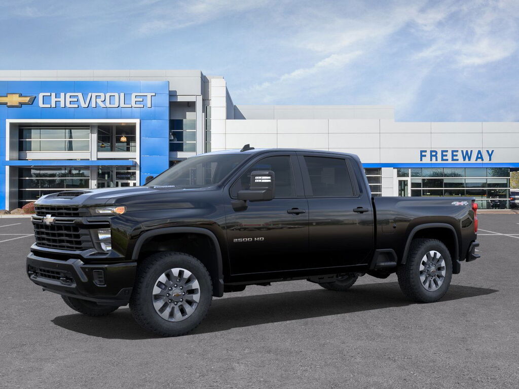 2025 Chevrolet Silverado 2500HD Crew Cab Custom 4WD