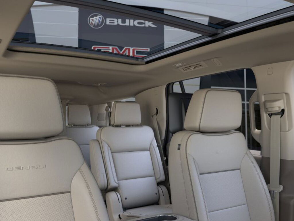 2025 GMC Yukon Denali 4WD