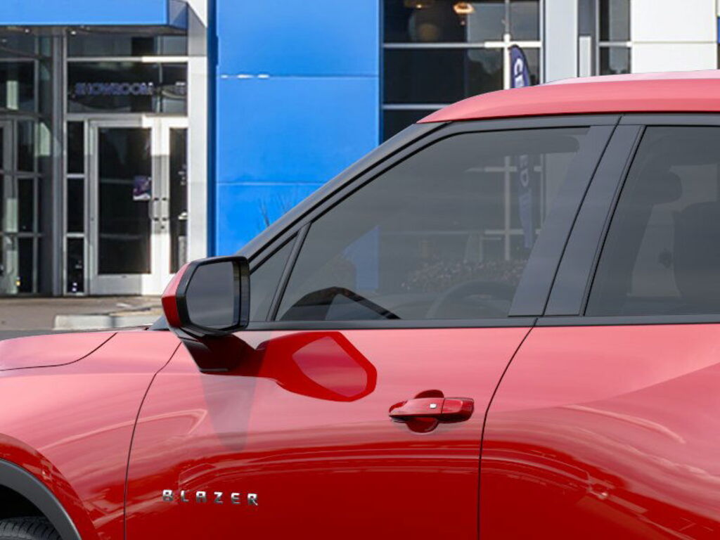2025 Chevrolet Blazer 2LT - Photo 12