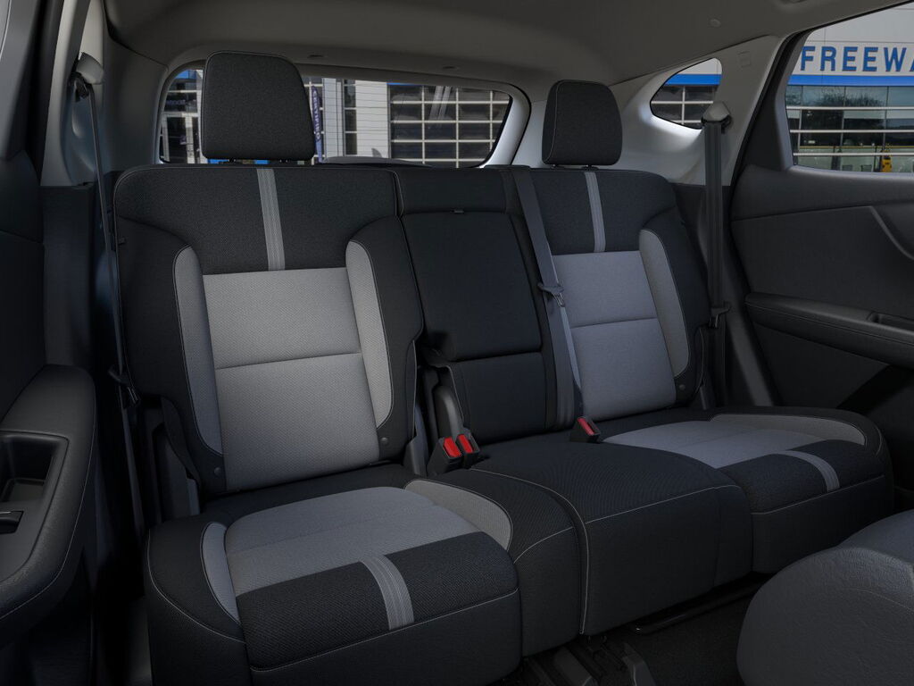 2025 Chevrolet Blazer 2LT - Photo 17