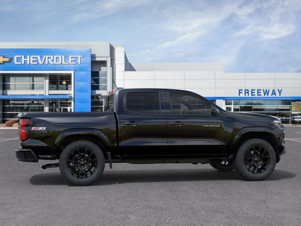 2025 Chevrolet Colorado Z71 - Photo 5
