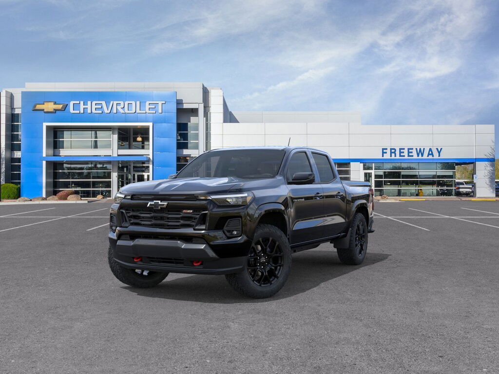 2025 Chevrolet Colorado Z71 - Photo 8