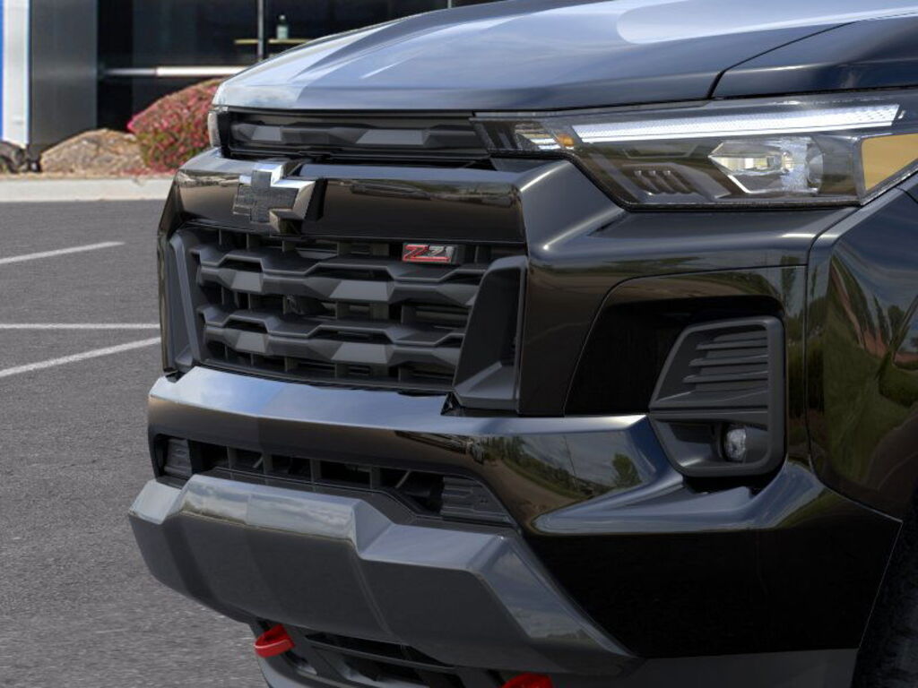 2025 Chevrolet Colorado Z71 - Photo 13