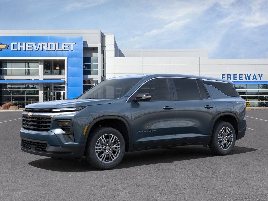 2024 Chevrolet Traverse LS