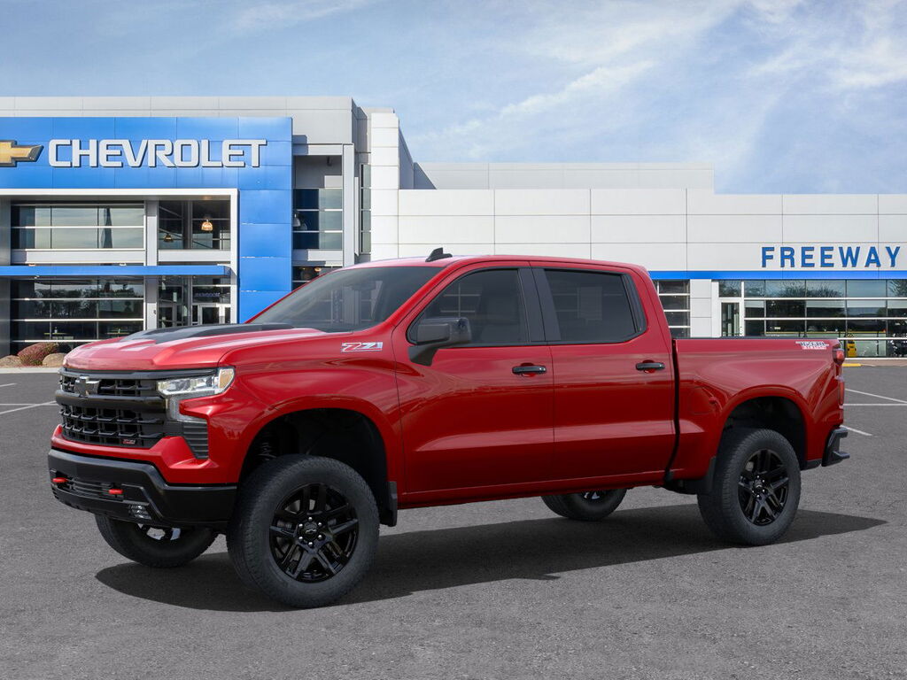 2025 Chevrolet Silverado 1500 Crew Cab 2LT Trail Boss 4WD