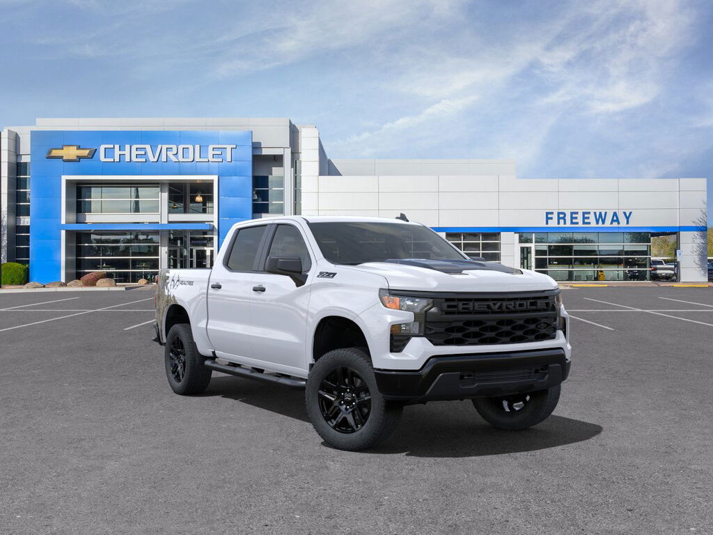 2025 Chevrolet Silverado 1500 Crew Cab Custom Trail Boss 4WD