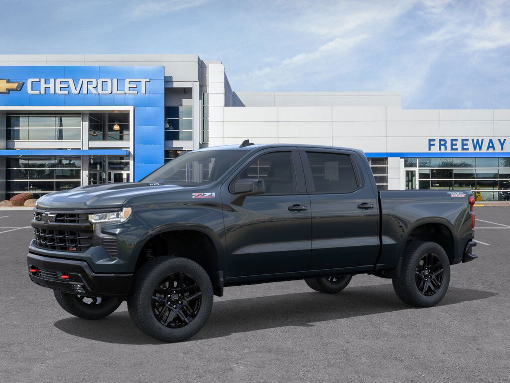 2025 Chevrolet Silverado 1500 Crew Cab 2LT Trail Boss 4WD