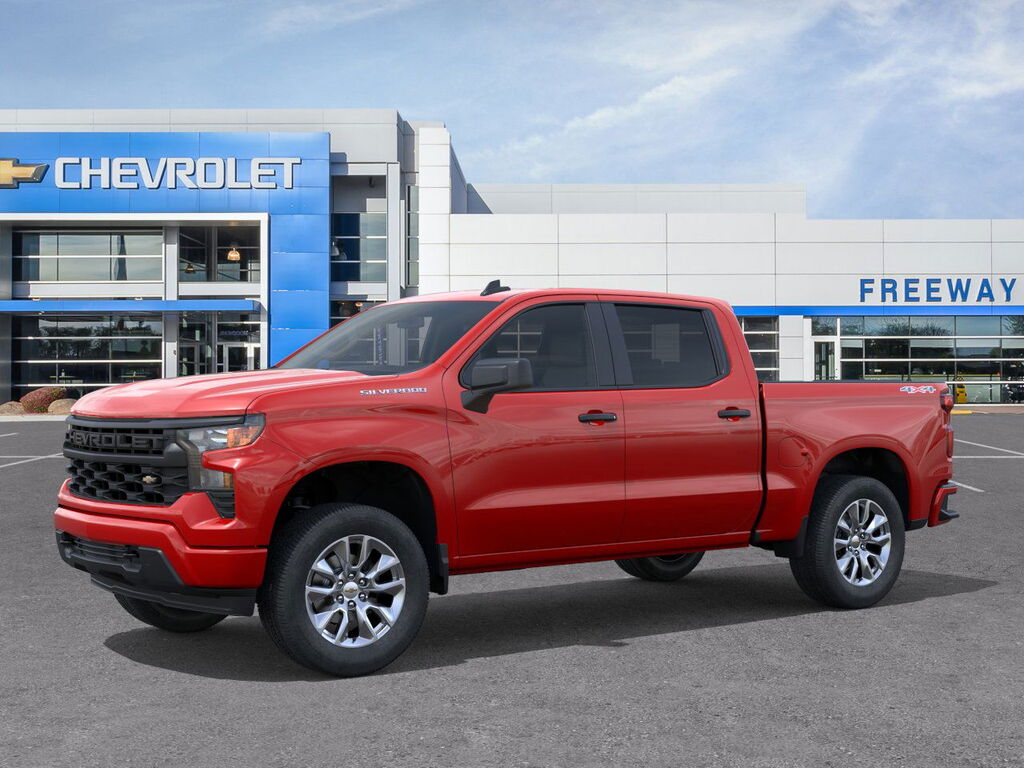 2025 Chevrolet Silverado 1500 Crew Cab Custom 4WD