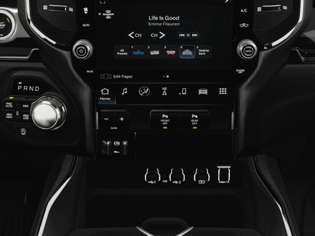 2025 Ram 1500 Crew Cab Laramie