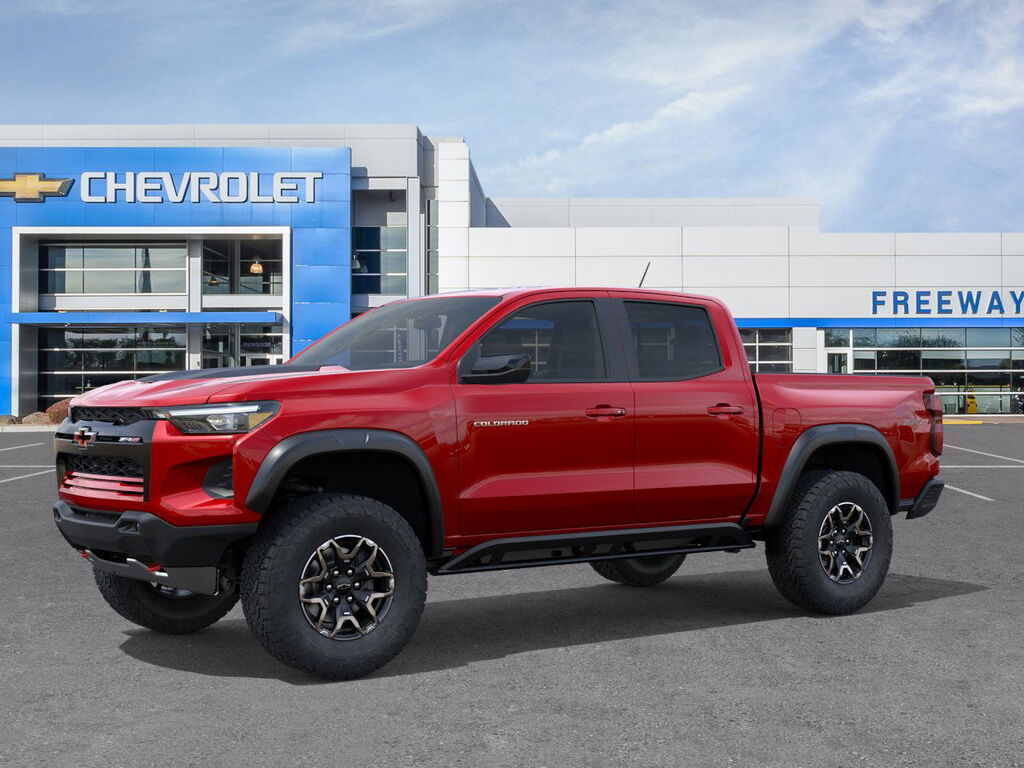 2025 Chevrolet Colorado 4ZR2 4WD