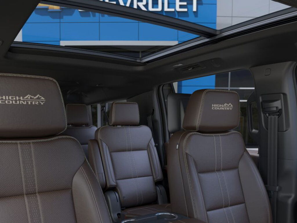 2025 Chevrolet Suburban High Country 4WD