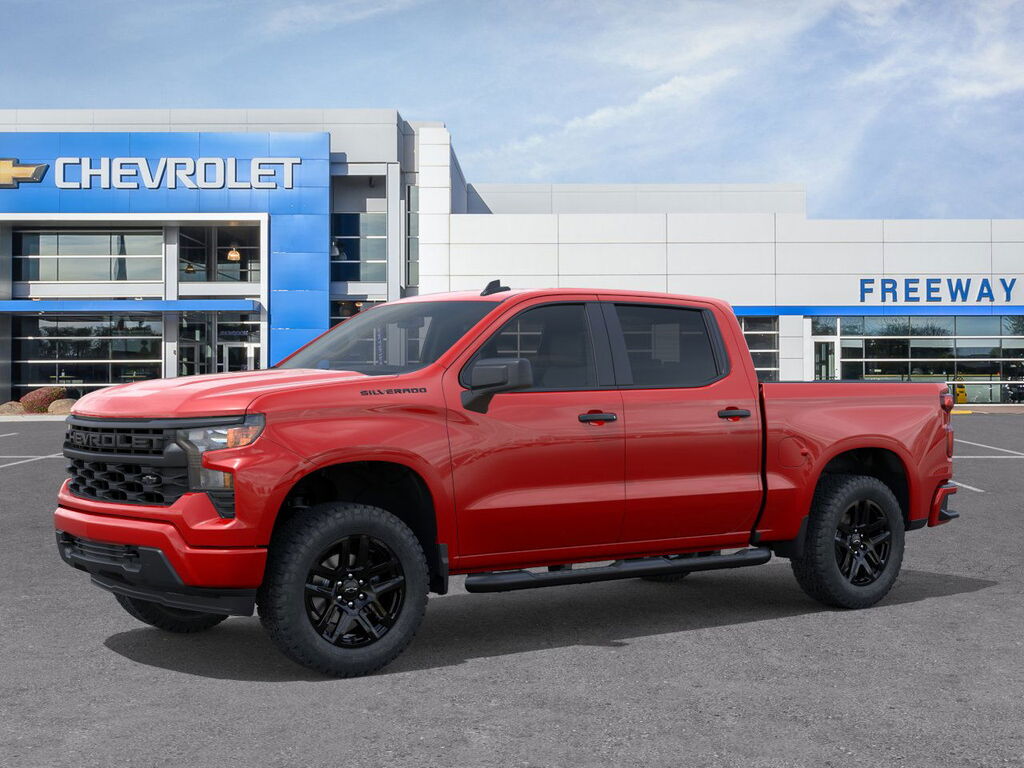 2025 Chevrolet Silverado 1500 Crew Cab Custom
