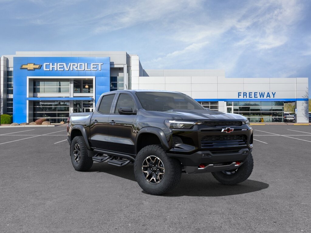 2024 Chevrolet Colorado 4ZR2 4WD