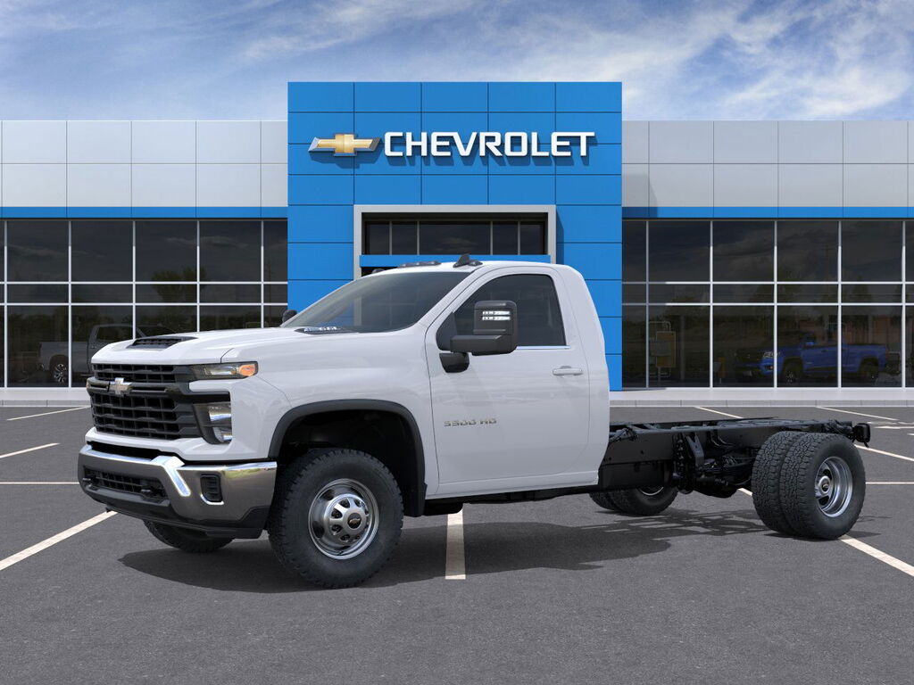 2025 Chevrolet Silverado 3500HD Work Truck 4WD