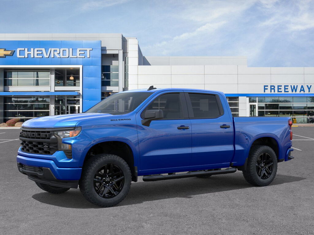 2025 Chevrolet Silverado 1500 Crew Cab Custom