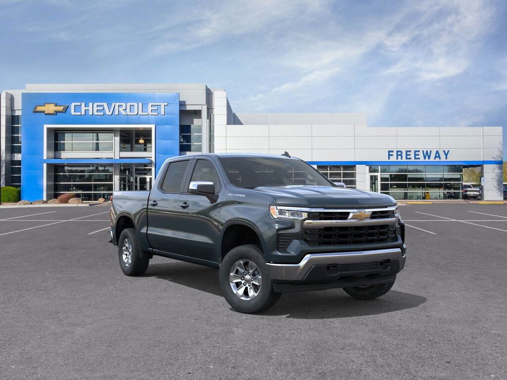 2025 Chevrolet Silverado 1500 Crew Cab 1LT 4WD
