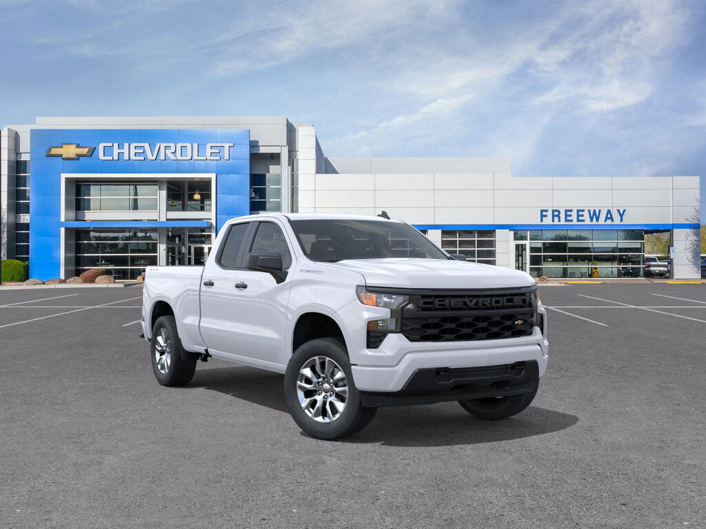2026 Chevrolet Silverado 1500 Double Cab Custom 4WD