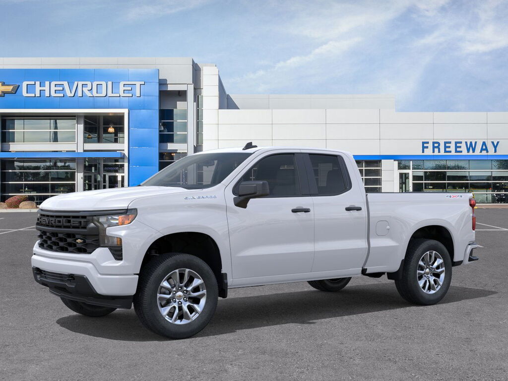 2026 Chevrolet Silverado 1500 Double Cab Custom 4WD