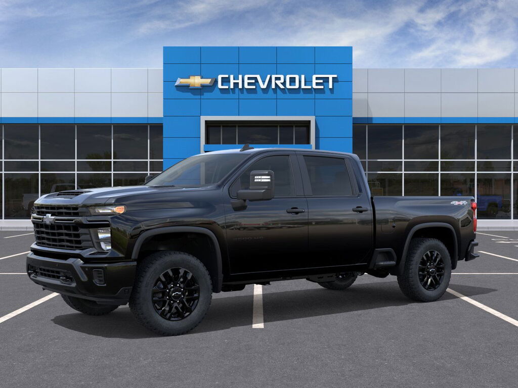2026 Chevrolet Silverado 2500HD Custom photo 3
