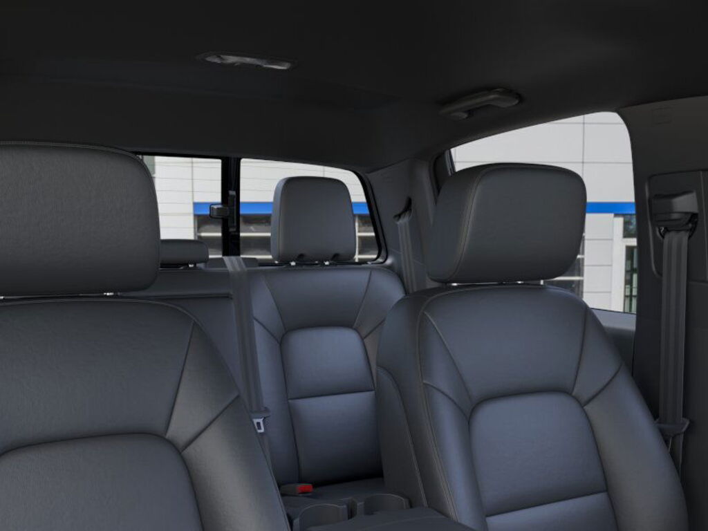 2026 Chevrolet Colorado LT photo 2