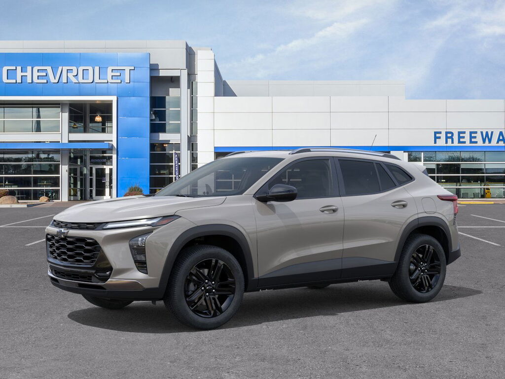 2026 Chevrolet Trax ACTIV photo 2