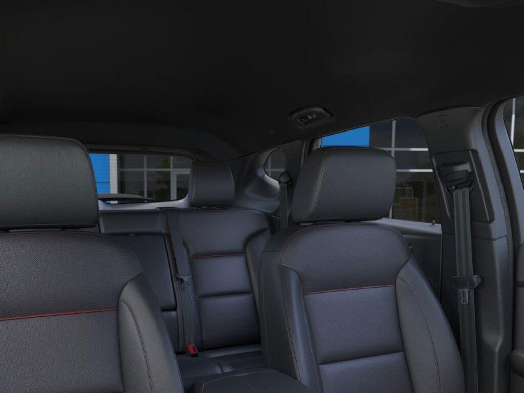 2025 Chevrolet Blazer RS photo 2