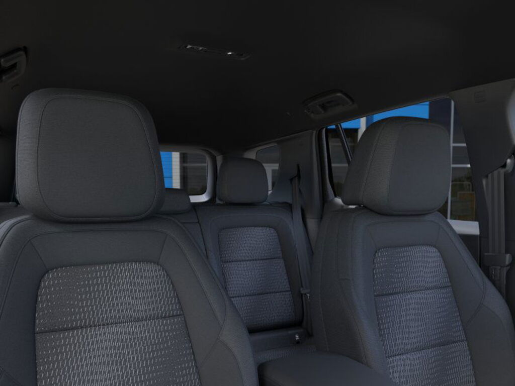 2026 Chevrolet Equinox photo 2