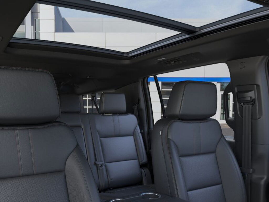 2026 Chevrolet Suburban RST 4WD