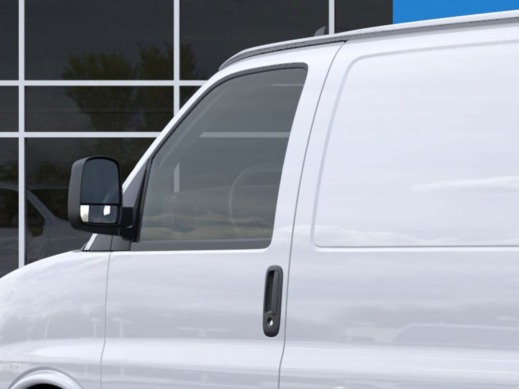 2025 Chevrolet Express Cargo Work Van - Photo 12