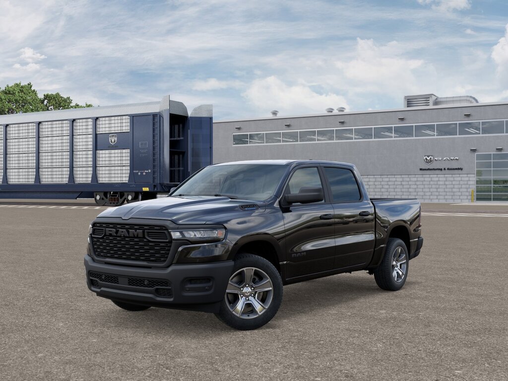 2025 Ram 1500 Crew Cab Express