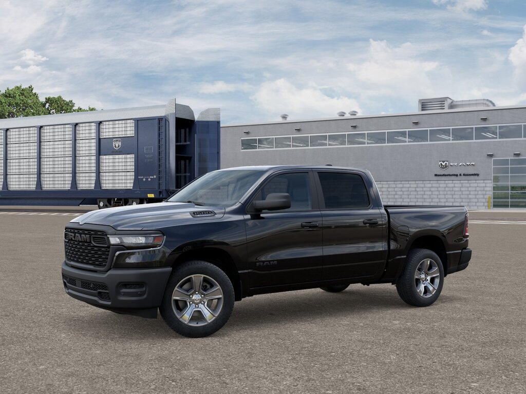 2025 Ram 1500 Crew Cab Express