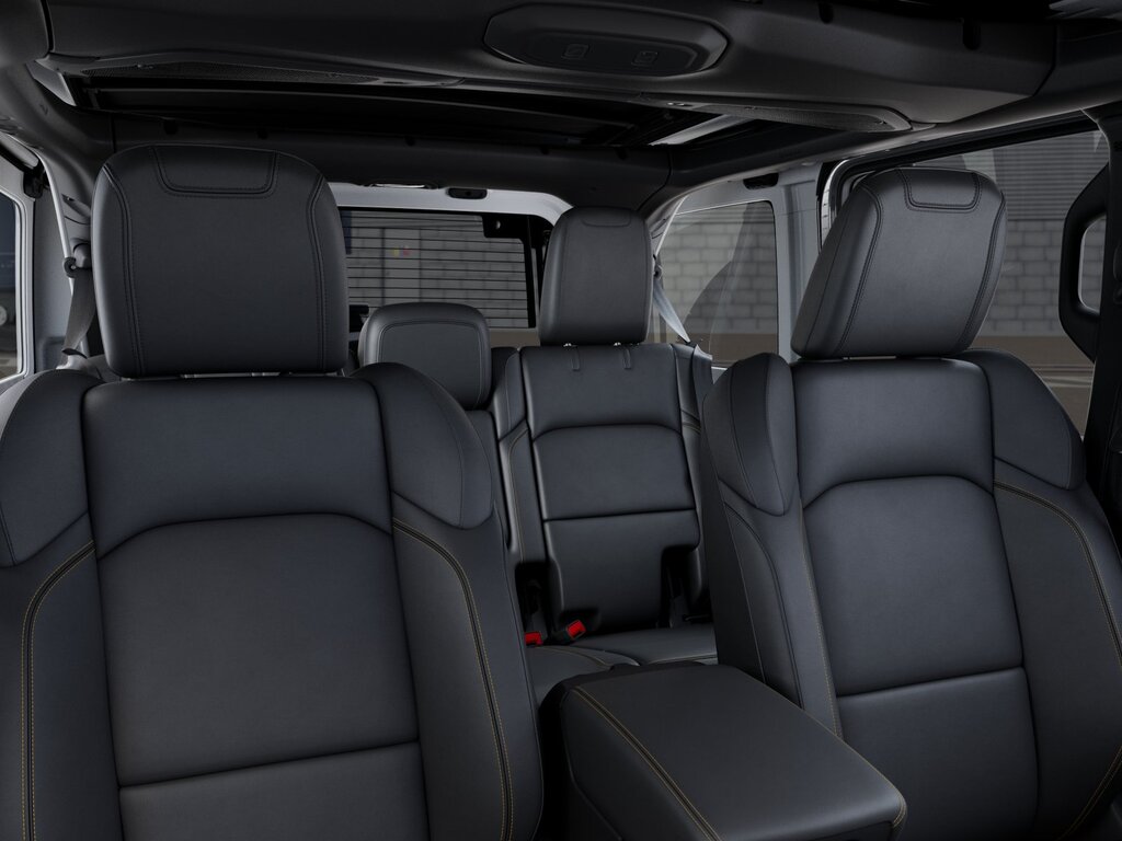 2026 Jeep Wrangler Sahara 4dr