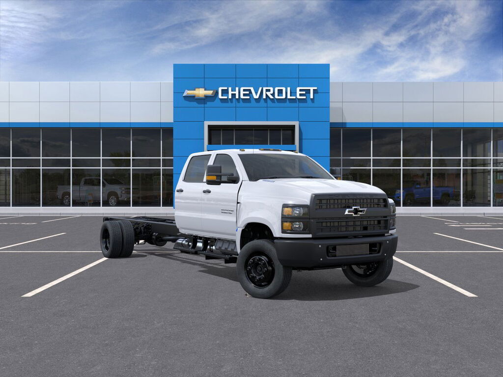 2025 Chevrolet Silverado 5500HD Work Truck