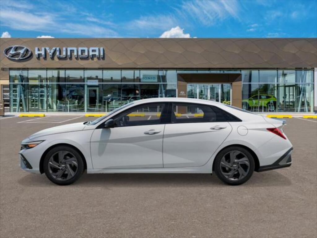 2026 Hyundai Elantra SEL